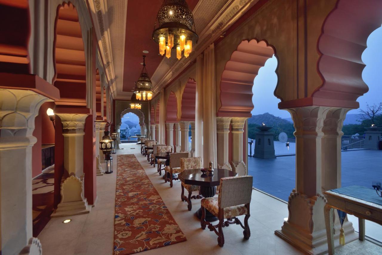 Fairmont Jaipur Hotel Exterior photo